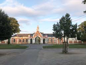 Smuteční síň (Valtice)